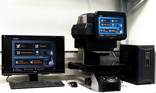 Keyence IM-7030T inspection machine